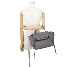 将图像加载到图库查看器中，CELINE Belt bag Gray176103 Leather Size Mini
