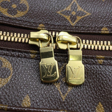 Load image into Gallery viewer, LOUIS VUITTON Sac Bosphore BrownM40043 Monogram
