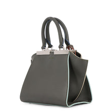 将图像加载到图库查看器中，FENDI Troyes Jules Khaki8BH333 Leather Size Petit
