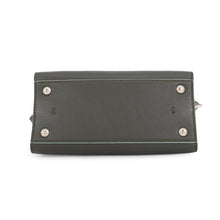 将图像加载到图库查看器中，FENDI Troyes Jules Khaki8BH333 Leather Size Petit
