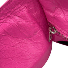 将图像加载到图库查看器中，BALENCIAGA Super Busy Sling Bag Bright Pink762516210CA5639 Lambskin Size XS
