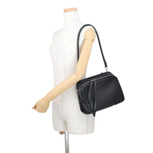 将图像加载到图库查看器中，LOEWE Amazon 180 BlackA039AS0X01 Leather Size Small

