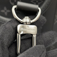 将图像加载到图库查看器中，LOUIS VUITTON Sac Plat NoirM46452 Monogram Eclipse
