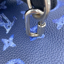 将图像加载到图库查看器中，LOUIS VUITTON Sac Plat Messenger NavyM57843 Monogram Watercolor
