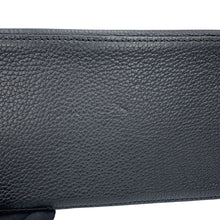 Load image into Gallery viewer, LOUIS VUITTON Capucines NoirM48864 Taurillon Leather Size MM
