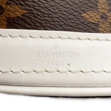 将图像加载到图库查看器中，LOUIS VUITTON Nano bucket Brown/BlancM81489 Monogram

