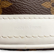 将图像加载到图库查看器中，LOUIS VUITTON Nano bucket Brown/BlancM81489 Monogram
