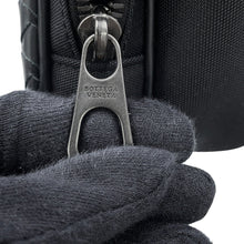 Load image into Gallery viewer, Bottega Veneta INTRECCIATO Crossbody Bag Black520117 Leather Canvas

