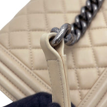 Load image into Gallery viewer, CHANEL Boy Chanel ChainShoulder BeigeA67086 Lambskin Size 25
