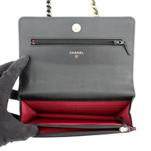 将图像加载到图库查看器中，CHANEL CHANEL19 Chain wallet BlackAS3267 Shiny Lambskin

