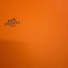 Load image into Gallery viewer, HERMES Kelly Akkad Etoupe Togo Leather Size PM

