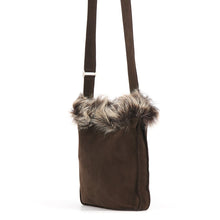 将图像加载到图库查看器中，HERMES Sac Tou Dou Moco Marron Fonce Suede Fur
