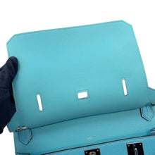 将图像加载到图库查看器中，HERMES Jypsiere Blue Atoll Taurillon Clemence Swift Leather Size 28
