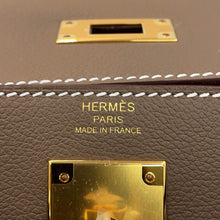 Load image into Gallery viewer, HERMES Kelly Retourne Etoupe Evercolor Size 28
