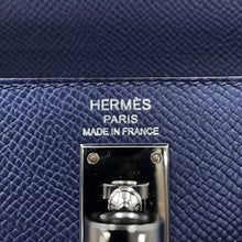 Load image into Gallery viewer, HERMES Kelly Sellier tricolor Blue Saphir/Blue France/Black Epsom Size 25
