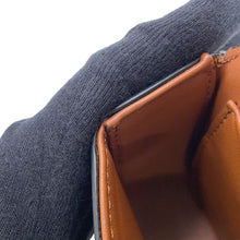 将图像加载到图库查看器中，CELINE Triomphe ChainShoulder Bag Tan197992DQW 04LU PVC
