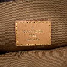 将图像加载到图库查看器中，LOUIS VUITTON Utility Crossbody BrownM80746 Monogram
