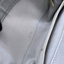 将图像加载到图库查看器中，CHANEL Boy Chanel ChainShoulder Bag Silver/TurquoiseA67085 Leather Enamel
