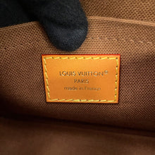 将图像加载到图库查看器中，LOUIS VUITTON Soft Trunk BrownM14729 Monogram Size Mini
