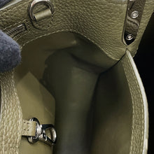 将图像加载到图库查看器中，LOUIS VUITTON Capucines Khaki GreenM57227 Taurillon Leather Size BB
