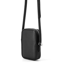 将图像加载到图库查看器中，LOUIS VUITTON Danube LV Circle NoirM55120 Epi Leather Size PM
