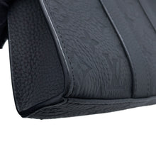 Load image into Gallery viewer, LOUIS VUITTON Sac Plat NoirM21884 Monogram・Taurillon
