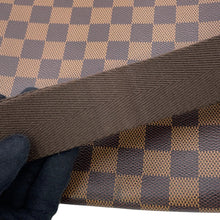 将图像加载到图库查看器中，LOUIS VUITTON District BrownN41212 Damier Ebene Canvas Size MM
