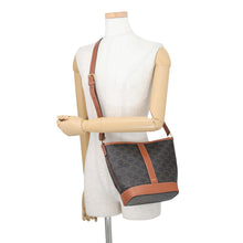 将图像加载到图库查看器中，CELINE Triomphe Canvas Small Bucket Tan191442CAS.04LU PVC Leather Size Small
