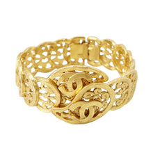 将图像加载到图库查看器中，CHANEL CC Logo Bracelet Gold Metal
