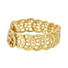 将图像加载到图库查看器中，CHANEL CC Logo Bracelet Gold Metal

