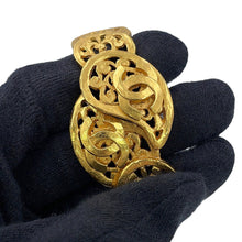 将图像加载到图库查看器中，CHANEL CC Logo Bracelet Gold Metal

