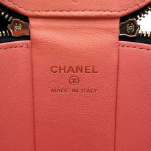 Load image into Gallery viewer, CHANEL Matelasse ChainShoulder vanity case BlackAP2873 Patent Leather
