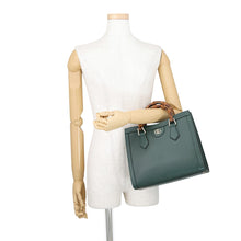 Load image into Gallery viewer, GUCCI Diana Tote Bag Green853226 AAEDB 3020 Leather Size Medium
