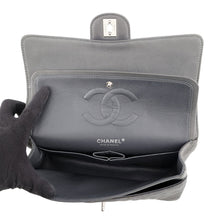 将图像加载到图库查看器中，CHANEL Matelasse W Flap ChainShoulder Bag GrayA01112 Canvas Size 25
