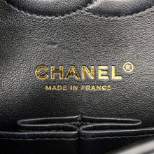 Load image into Gallery viewer, CHANEL Matelasse W Flap ChainShoulder Bag BlackA01112 Lambskin Size 25
