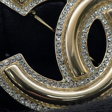 Load image into Gallery viewer, CHANEL CC Logo Rhinestone BroochAB5610 Metal Rhinestone
