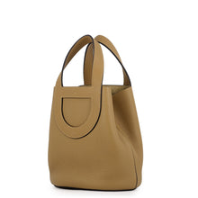 将图像加载到图库查看器中，HERMES in-the-loop Tote Bag Dune Taurillon Clemence Swift Leather Size 18
