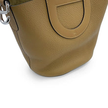 将图像加载到图库查看器中，HERMES in-the-loop Tote Bag Dune Taurillon Clemence Swift Leather Size 18
