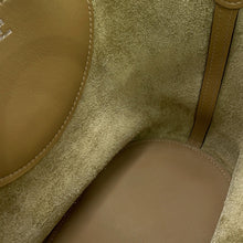 将图像加载到图库查看器中，HERMES in-the-loop Tote Bag Dune Taurillon Clemence Swift Leather Size 18
