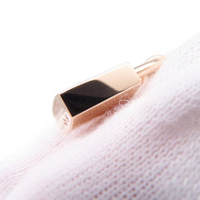 Load image into Gallery viewer, HERMES Amulette Kelly PendantH121332B 00 18K Pink Gold
