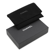 将图像加载到图库查看器中，CHANEL Matelasse Classic Card Case GreenAP0213 Lambskin
