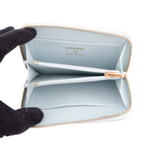将图像加载到图库查看器中，CHANEL Matelasse Rhinestone Zip Coin Purse Light BlueAP4560 Caviar Leather
