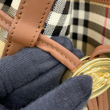 将图像加载到图库查看器中，BURBERRY checked bucket bag Archive Beige81289561 PVC Leather Size Small
