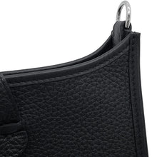 将图像加载到图库查看器中，HERMES Evelyne Short Black/Grimisty Taurillon Clemence Size TPM
