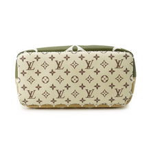 将图像加载到图库查看器中，LOUIS VUITTON Neverfull Khaki/Beige/WhiteM44568 Monogram / Giant Size MM
