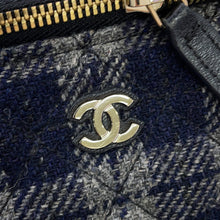 Load image into Gallery viewer, CHANEL Vanity ChainShoulder Bag Navy/GrayAP1341 Tweed Leather
