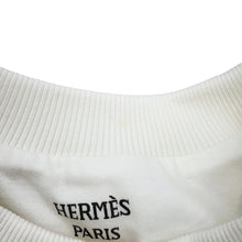 Load image into Gallery viewer, HERMES Tucked Knitted Fabric Shirt with Embroidery Size 36 Blanc CasseH6E4651DD9136 Cotton100%

