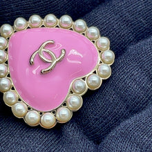 Load image into Gallery viewer, CHANEL CC Logo Heart Pearl Brooch PinkABG239 Faux Pearl Metal

