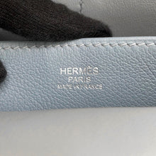 Load image into Gallery viewer, HERMES Halzan Verso Blue Lin/Blue Gacier Evercolor Size 25
