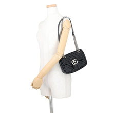 将图像加载到图库查看器中，GUCCI ChainShoulder Bag Black446744 Sequins Leather

